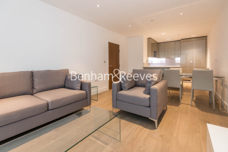picture of 2 Bedroom(s) flat in Longfield Avenue, Ealing, W5