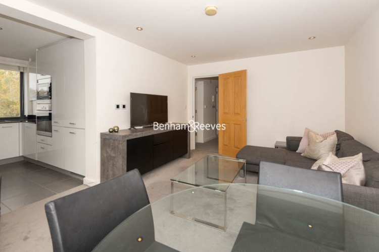picture of 2 Bedroom(s) flat in Fulham Road, South Kensington, SW3