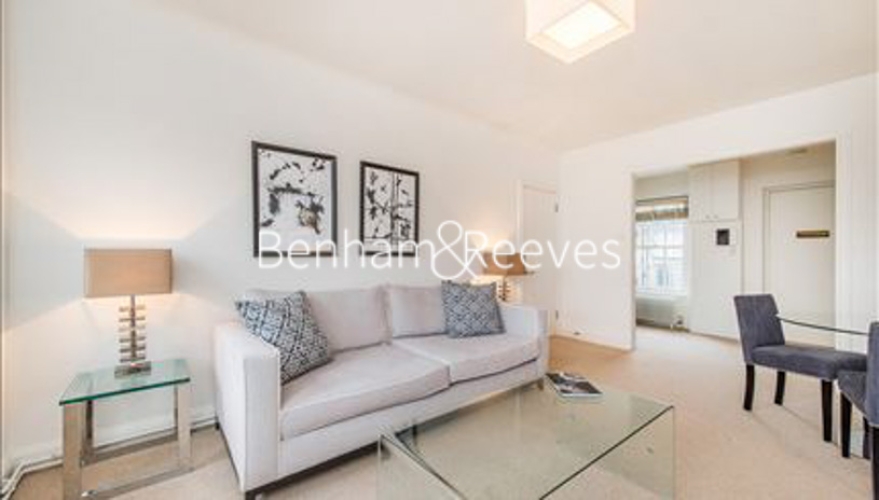 picture of 1 Bedroom(s) flat in Pelham Court, Fulham Road, Chelsea, SW3
