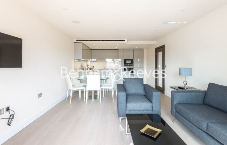 picture of 3 Bedroom(s) flat in Boulevard Drive, Colindale, NW9