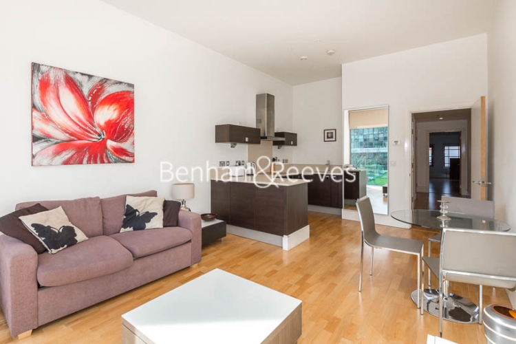picture of 1 Bedroom(s) flat in Highbury Stadium Square, Highbury, N5