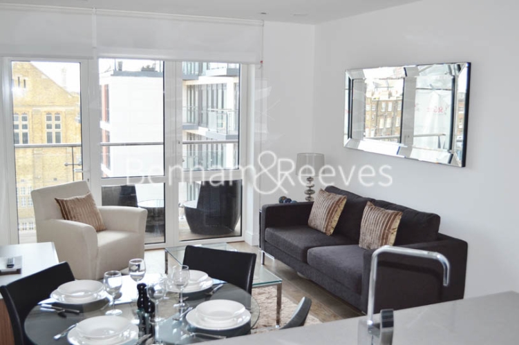 picture of 2 Bedroom(s) flat in Longfield Avenue, Ealing, W5