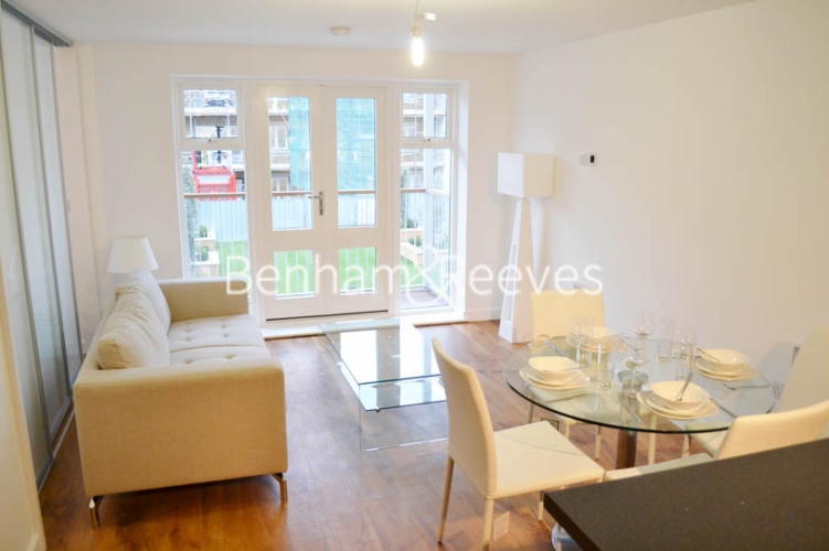 picture of studio flat in  Ealing