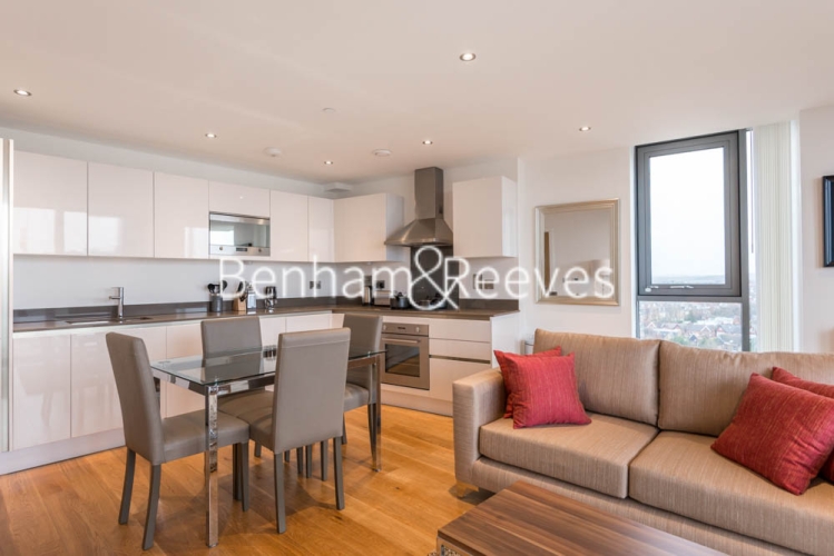 https://www.rentals-london.co.uk/assets/images/property-images/0989_000005942_IMG_00.jpg