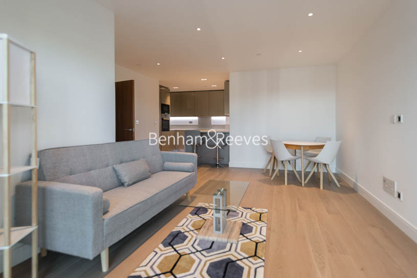 picture of 1 Bedroom(s) flat in Longfield Avenue, Ealing, W5