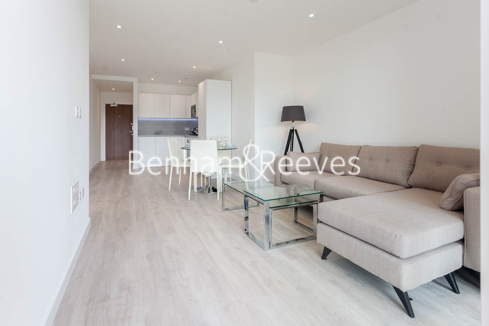 https://www.rentals-london.co.uk/assets/images/property-images/0989_000013314_IMG_00.jpg