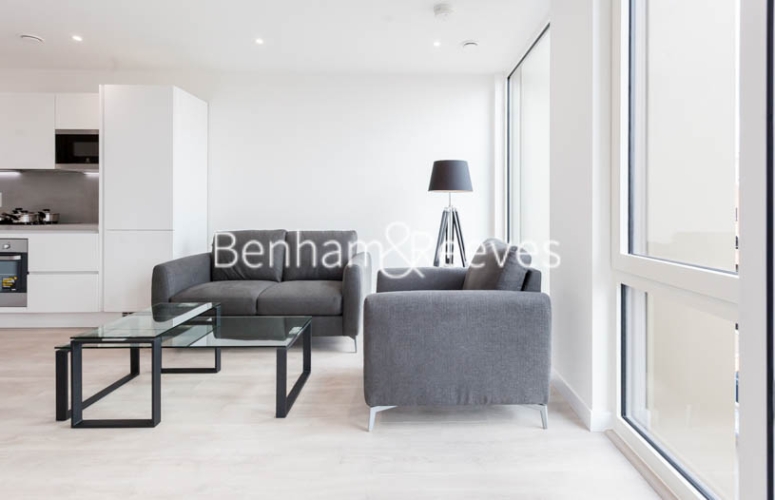 https://www.rentals-london.co.uk/assets/images/property-images/0989_000014303_IMG_00.jpg