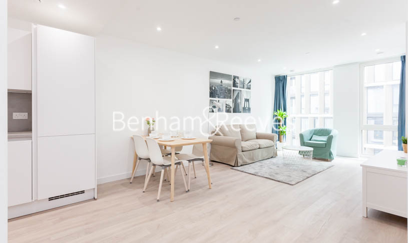 picture of 1-bed flat in  Wapping