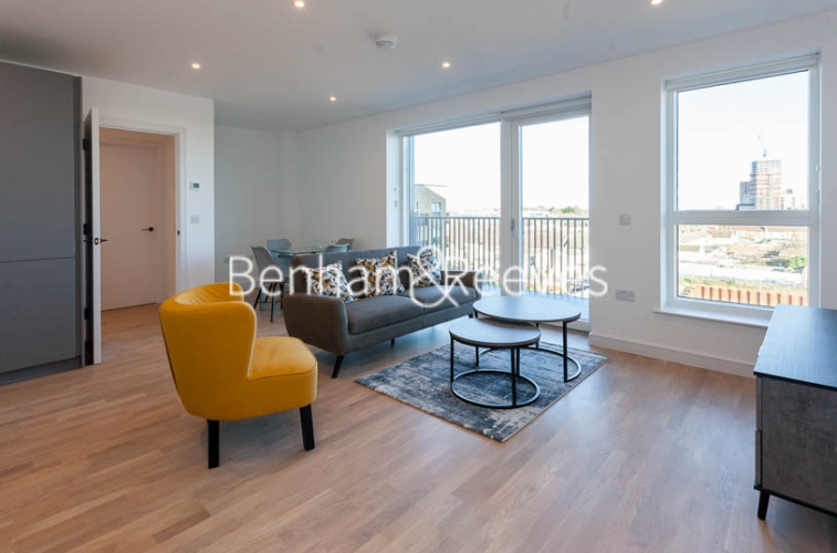 picture of 2-bed flat in  Wapping