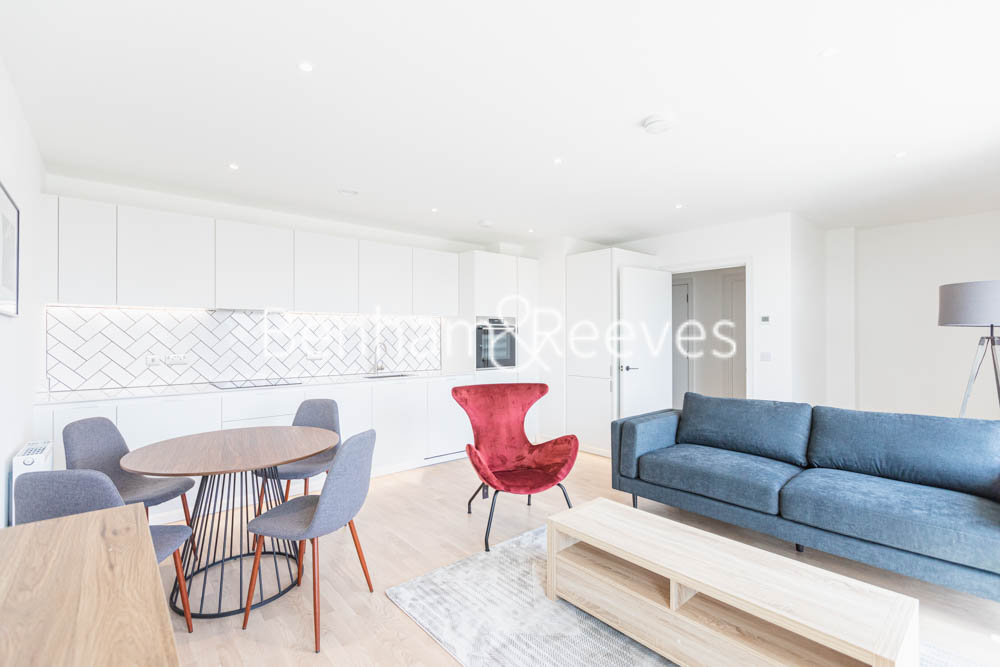 https://www.rentals-london.co.uk/assets/images/property-images/0989_000016794_IMG_00.jpg