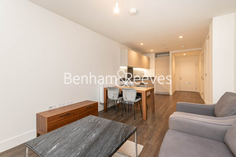 https://www.rentals-london.co.uk/assets/images/property-images/0989_000016814_IMG_00.jpg