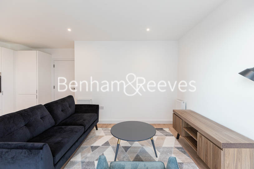 https://www.rentals-london.co.uk/assets/images/property-images/0989_000017255_IMG_00.jpg