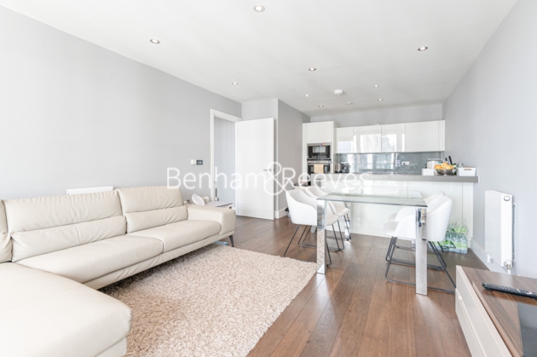 picture of 2-bed flat in  Hammersmith