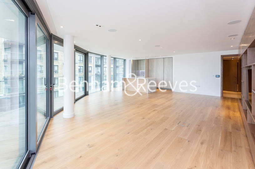 picture of 3-bed flat in  Hammersmith