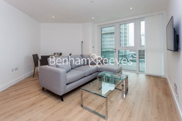 picture of 2 Bedroom(s) flat in  Sovereign Court, Hammersmith, W6