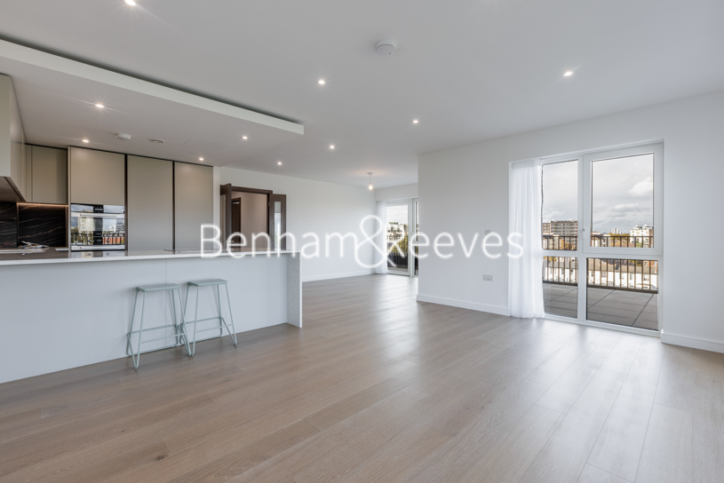 picture of 3-bed flat in  Hammersmith