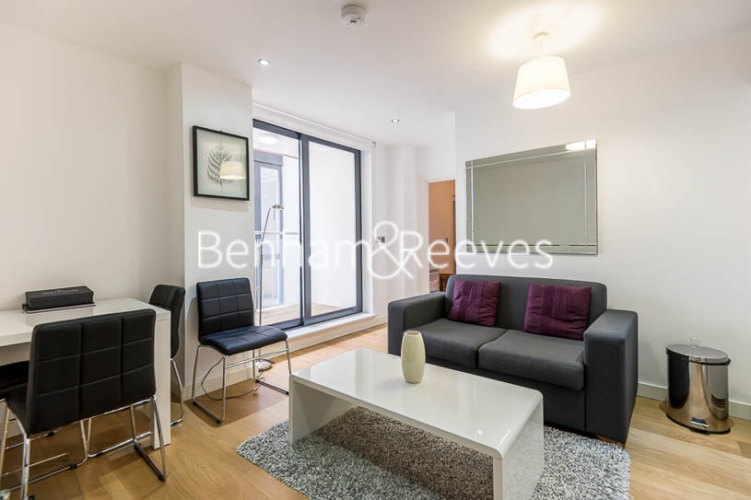 picture of 1-bed flat in  Wapping