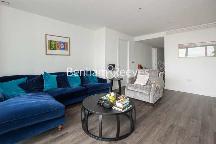 picture of 3-bed flat in  Wapping