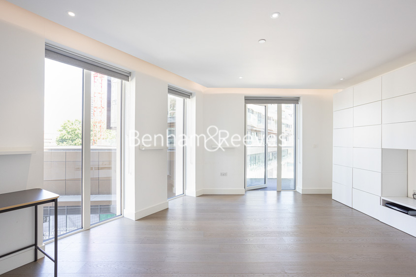 picture of 2 Bedroom(s) flat in  Vaughan Way, Wapping, E1W