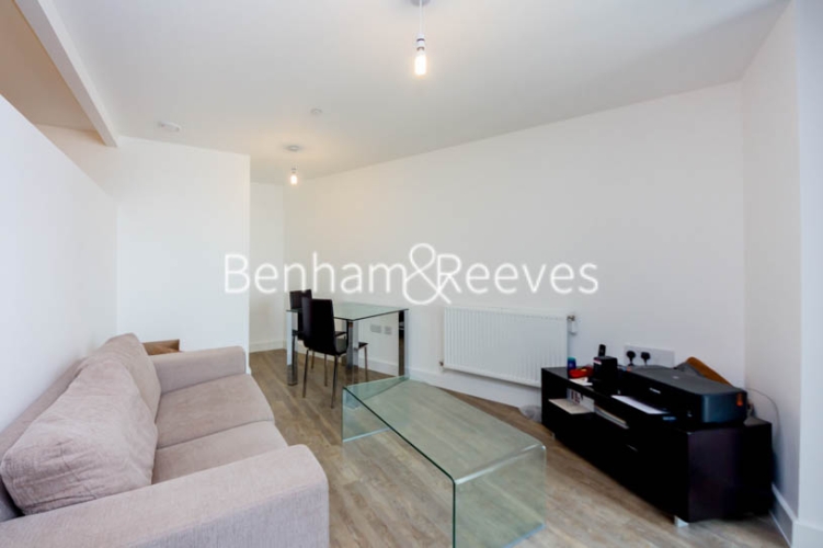 https://www.rentals-london.co.uk/assets/images/property-images/22582_000006806_IMG_00.jpg