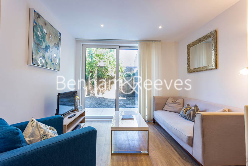 picture of 1-bed flat in  Surrey Quays