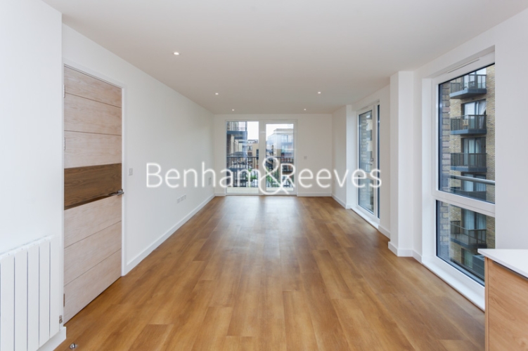 picture of 2-bed flat in  Surrey Quays