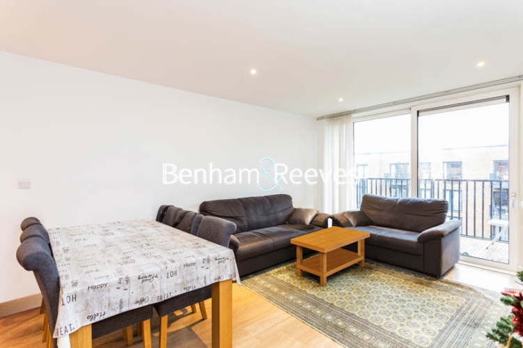 https://www.rentals-london.co.uk/assets/images/property-images/22582_000014160_IMG_00.jpg