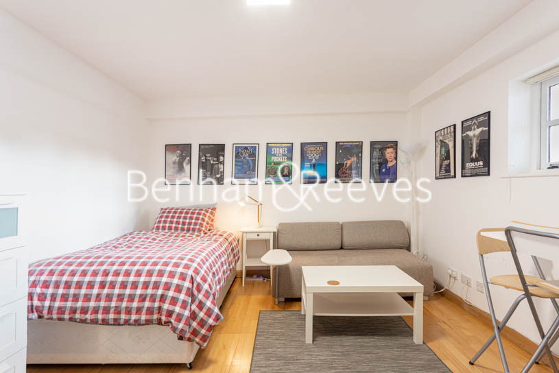 picture of 1-bed flat in  Surrey Quays
