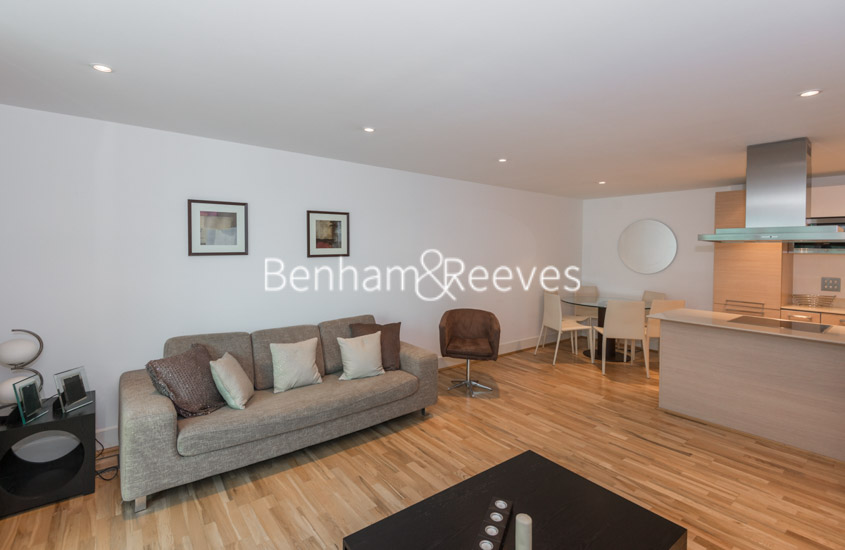 picture of 2 Bedroom(s) flat in  St George Wharf, Nine Elms, SW8