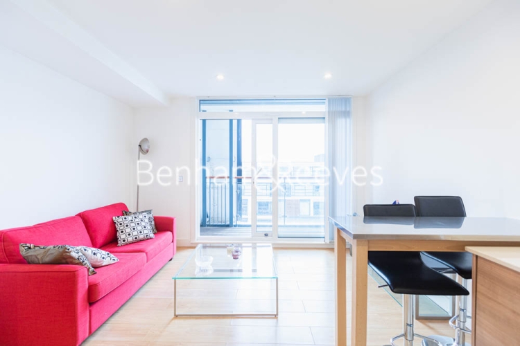 picture of 1-bed flat in  Nine Elms