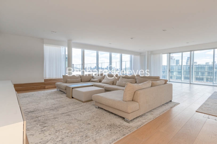 picture of 4 Bedroom(s) flat in  Circus Road West, Nine Elms, SW11