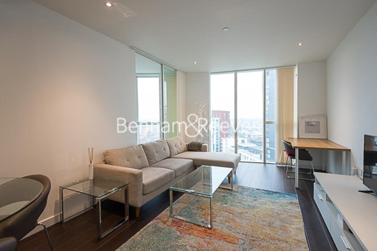 picture of 1-bed flat in  Nine Elms