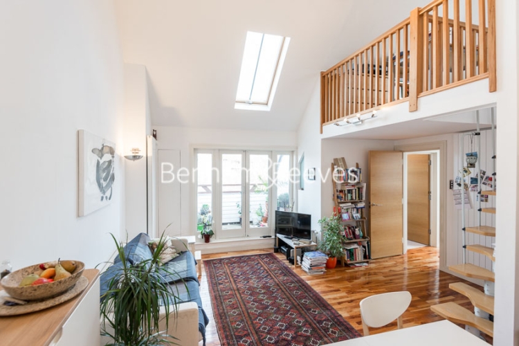 picture of 2-bed flat in  Hampstead