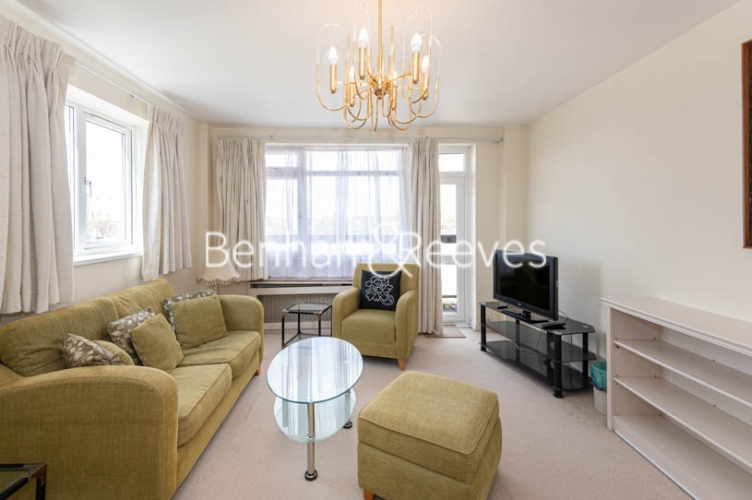 picture of 2-bed flat in  Beaufort Park