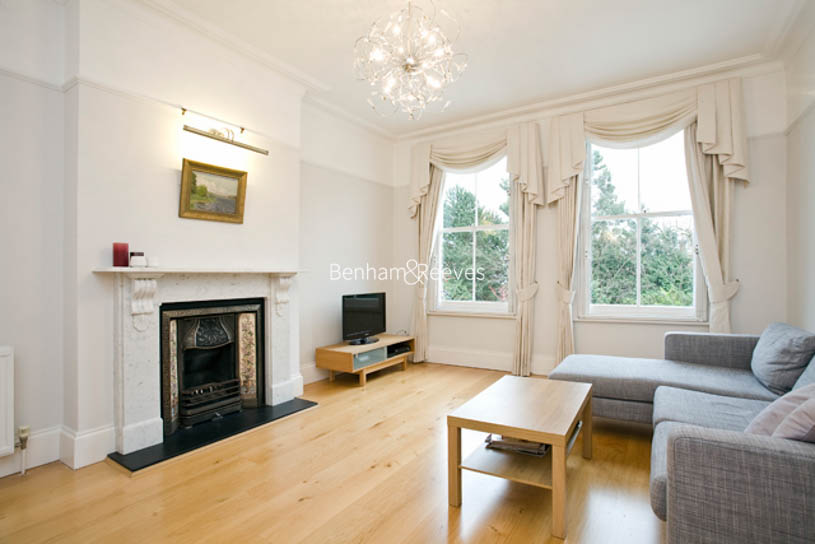 picture of 3-bed flat in  Hampstead