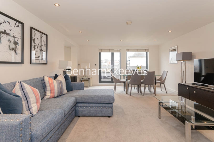 picture of 2 Bedroom(s) flat in  161 Fulham Road, Chelsea, SW3