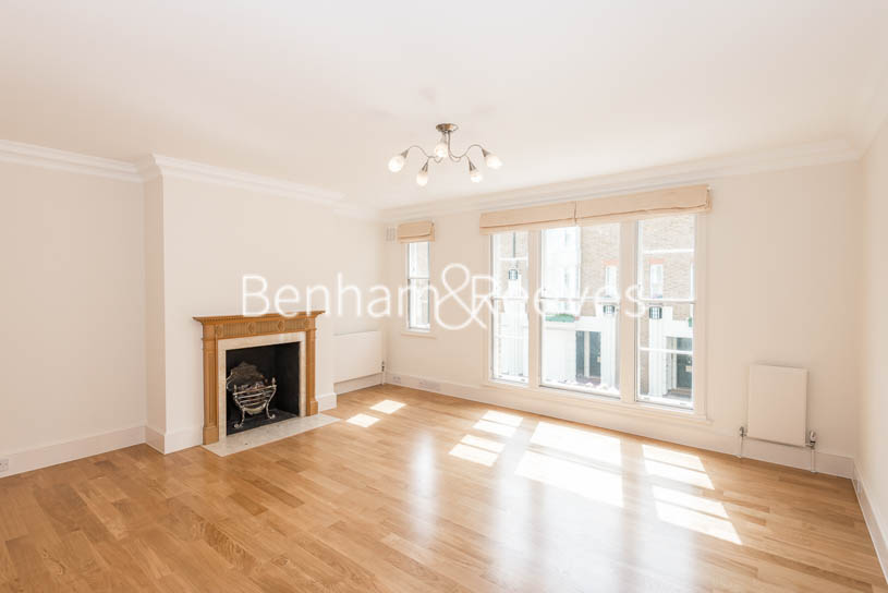 picture of 4-bed flat in  Surrey Quays