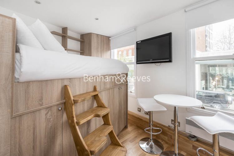 picture of studio flat in  Knightsbridge