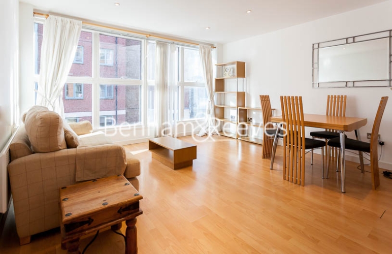 picture of 1-bed flat in  Ealing