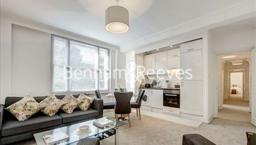 picture of 2-bed flat in  Knightsbridge