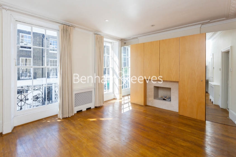 picture of 3 Bedroom(s) flat in  Alexander Place, South Kensington, SW7