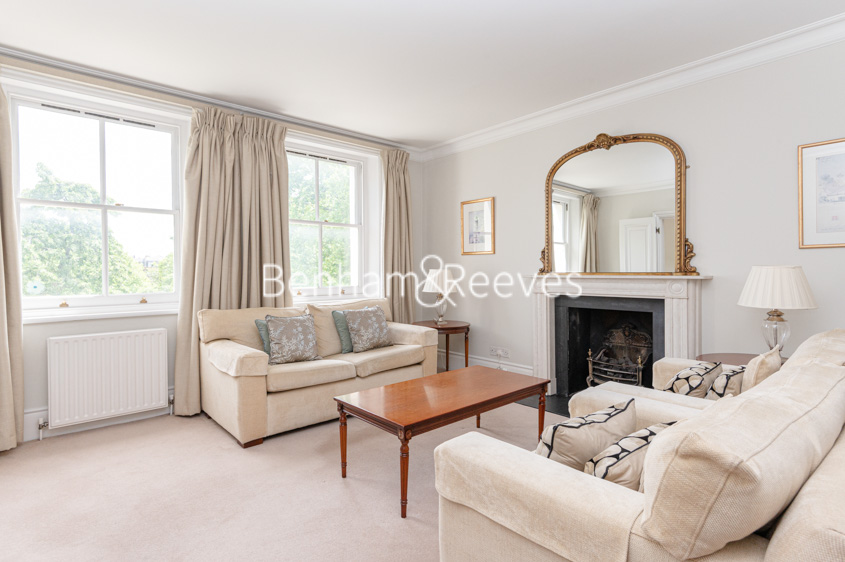 picture of 2 Bedroom(s) flat in  Stanhope Gardens, Kensington, SW7