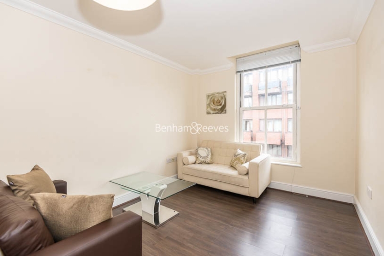 picture of 2-bed flat in  Kensington