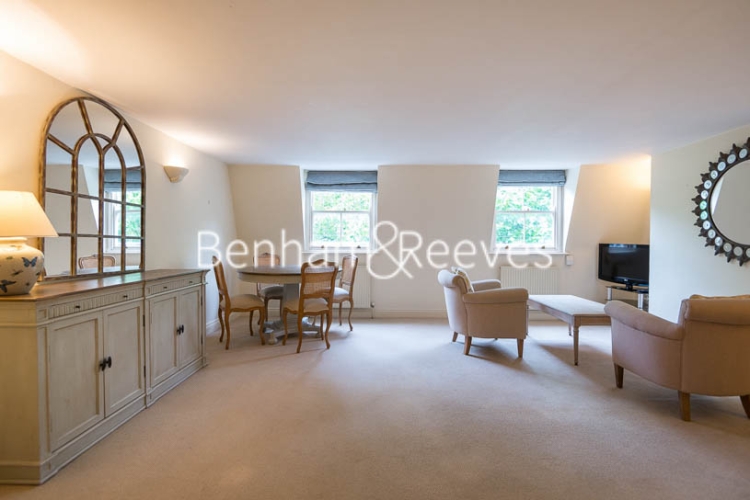 picture of 1 Bedroom(s) flat in Kensington Square, Kensington, W8