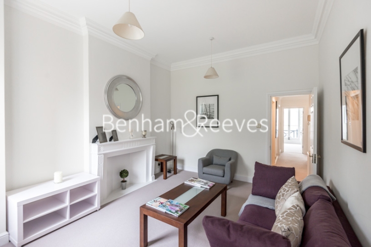 picture of 2-bed flat in  Kensington