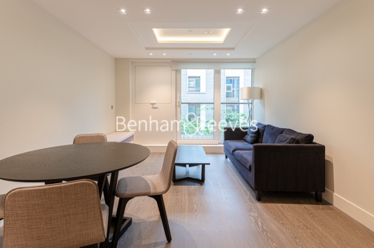 picture of 1 Bedroom(s) flat in  Radnor Terrace, West Kensington, W14