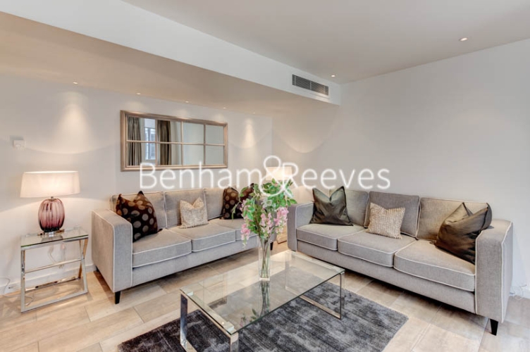 picture of 2-bed flat in  Kensington