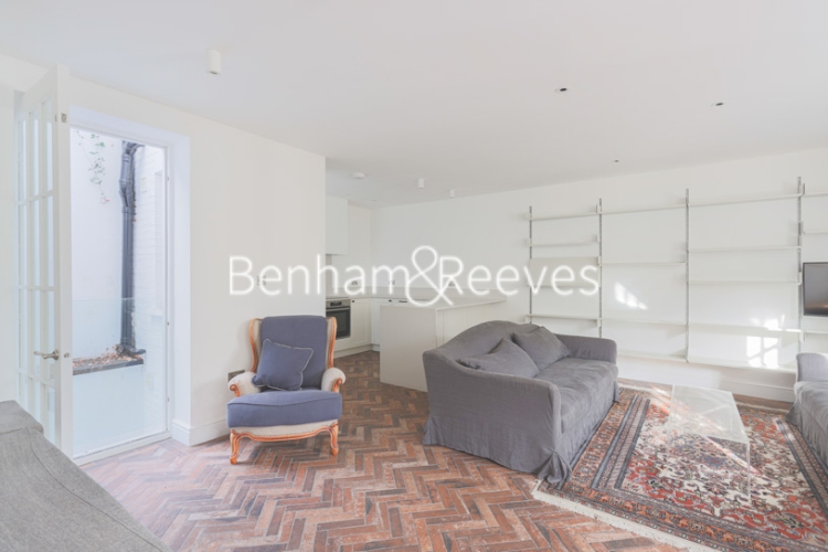 picture of 4-bed flat in  Kensington