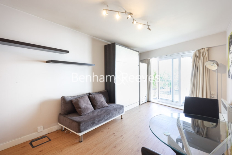 picture of studio flat in  Hammersmith