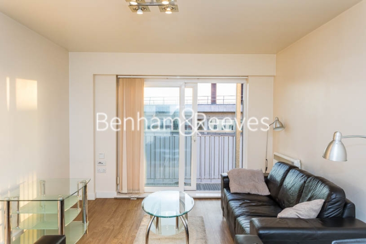 picture of 1-bed flat in  Beaufort Park